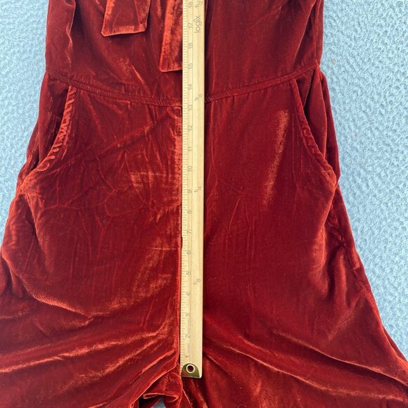 Storia Jumpsuit Womens Medium Rust Red Velvet Halter Neck Ruffle Tie Holiday NWT - Picture 9 of 13